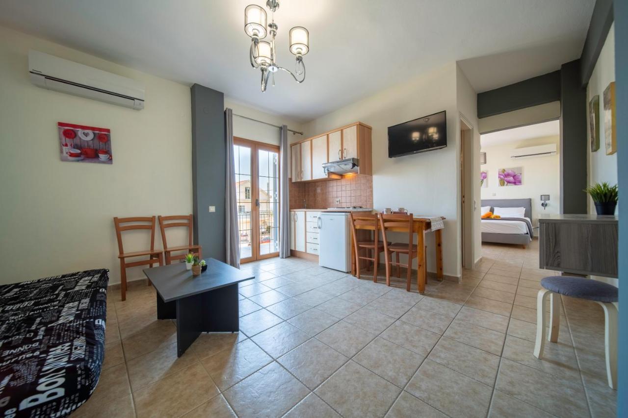 Helen'S Studios & Apartments Skala  Екстериор снимка